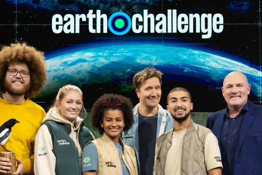 Earth Challenge banner foto
